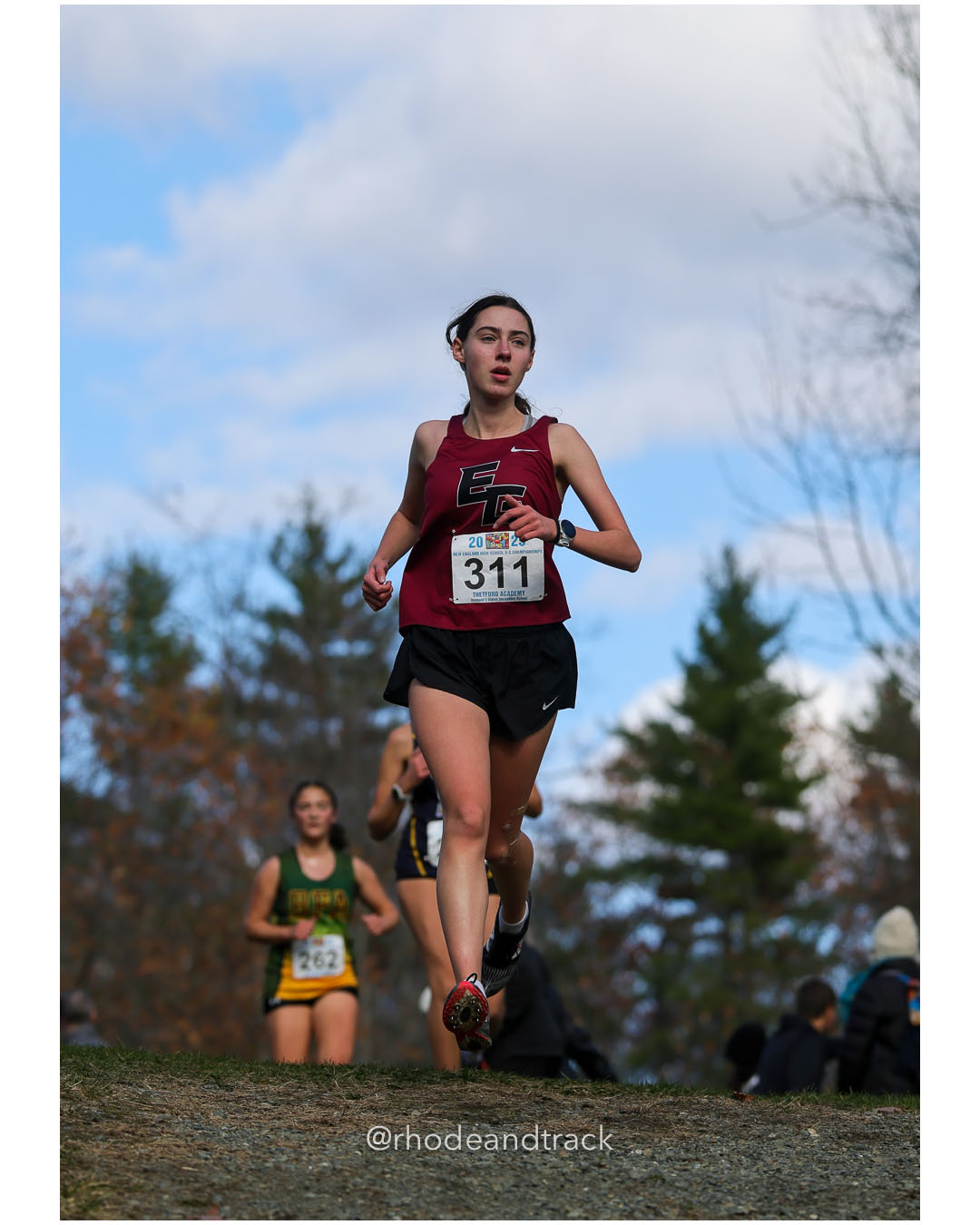 Brea Wood, East Greenwich High School, P234, 24:21.28 - New England Cross Country State Championship - Thetford Vt - November 8, 2025 File: ./dir-1-Girls-Championship/251108-2025-New England-Cross-Country-Championships-Thetford-VT-179-296A3053.jpg Brea Wood, East Greenwich High School, P234, 24:21.28 - New England Cross Country State Championship - Thetford Vt - November 8, 2025 – 202…